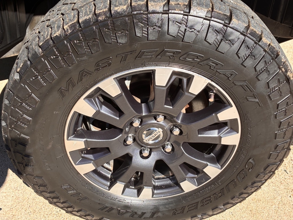 Nissan Titan XD  2018 Nissan Titan XD  2018