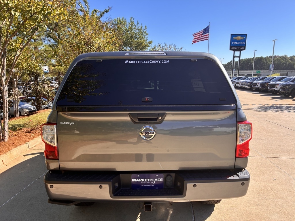 Nissan Titan XD  2018 Nissan Titan XD  2018