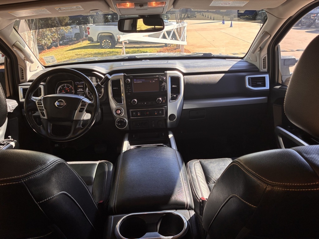 Nissan Titan XD  2018 Nissan Titan XD  2018