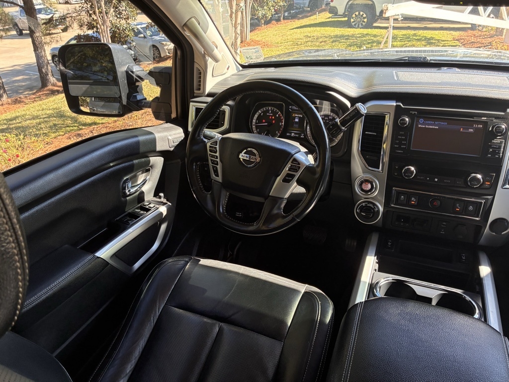 Nissan Titan XD  2018 Nissan Titan XD  2018