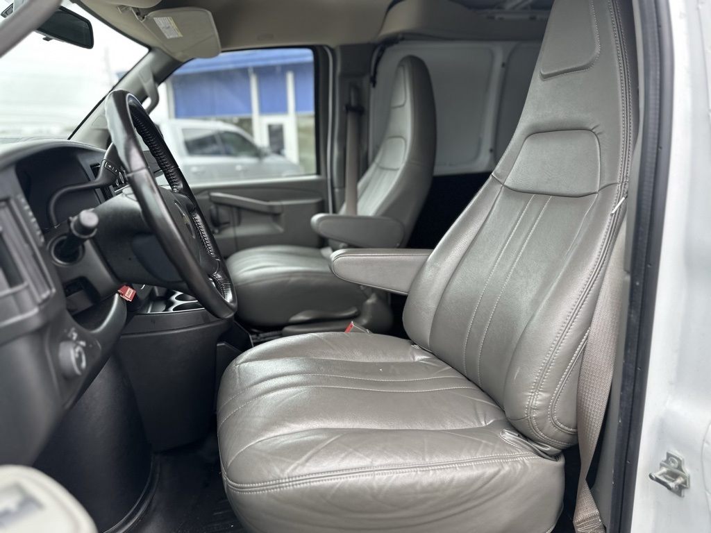 Chevrolet Express Cargo Van  2023