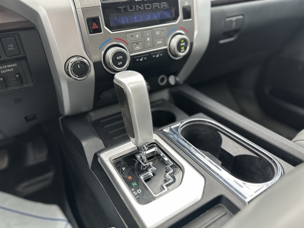 Toyota Tundra 4WD  2019