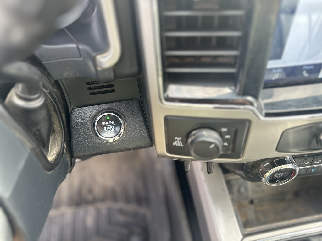 Ford Super Duty F-250 SRW  2022