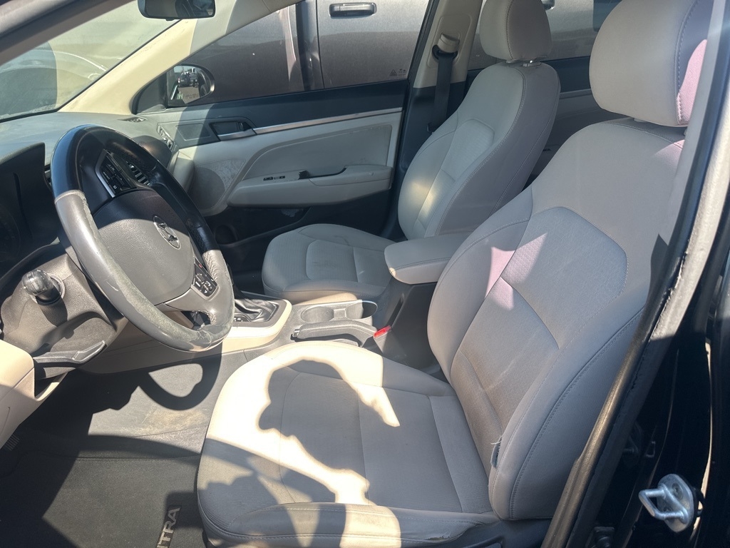 Hyundai Elantra  2017