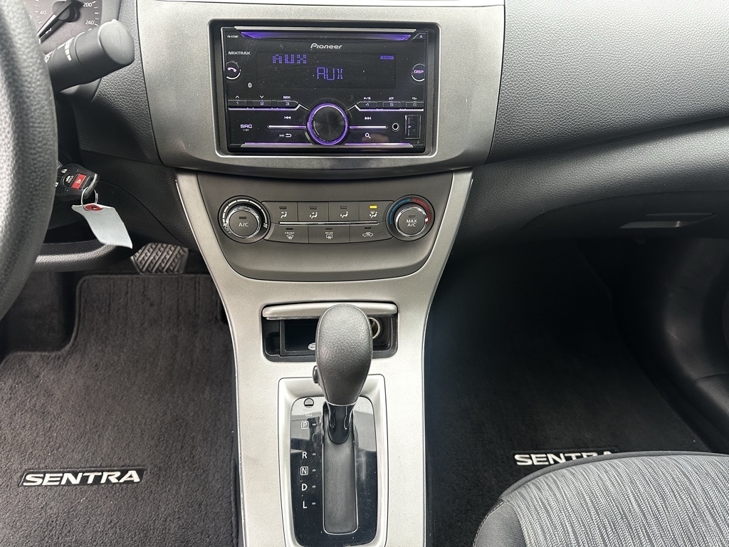 Nissan Sentra  2014