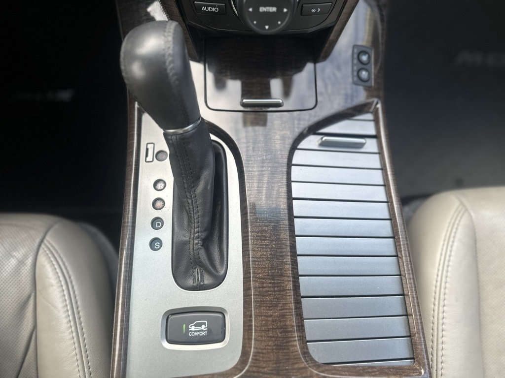 Acura MDX  2011