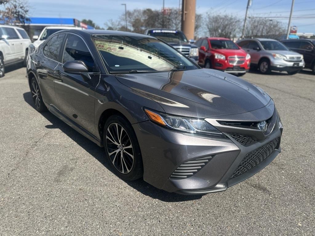 Toyota Camry  2020