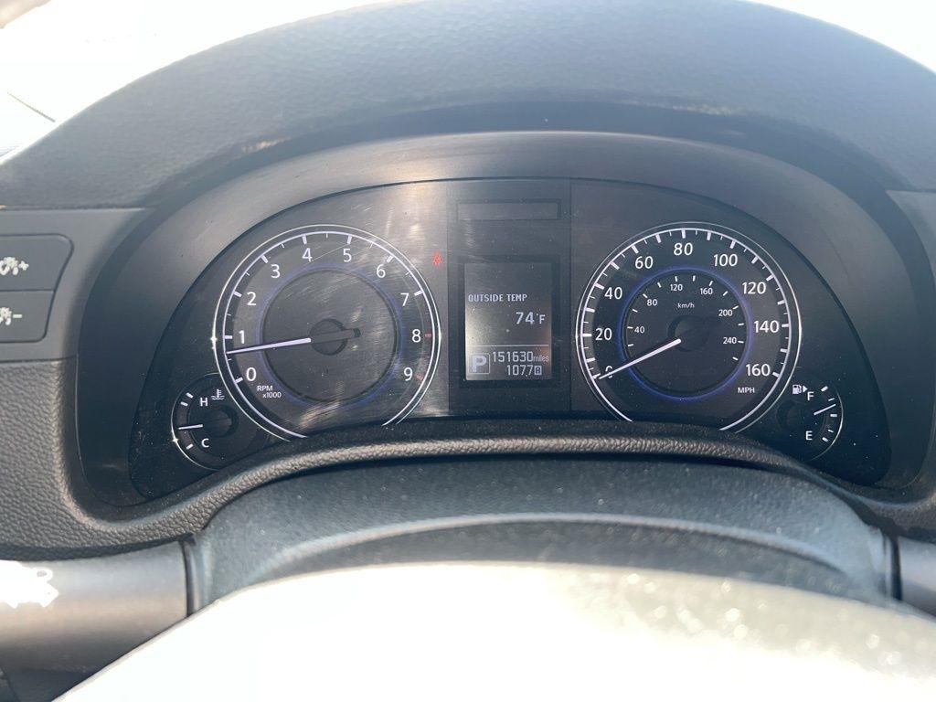 Infiniti Q60 Coupe  2015