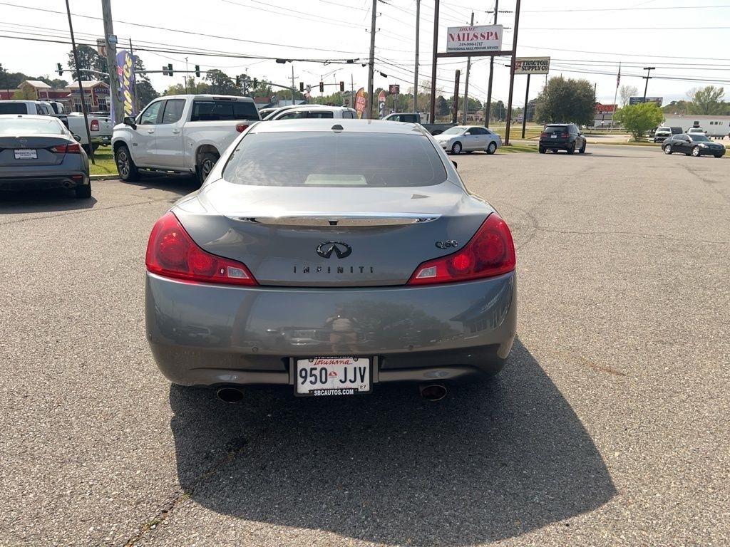 Infiniti Q60 Coupe  2015