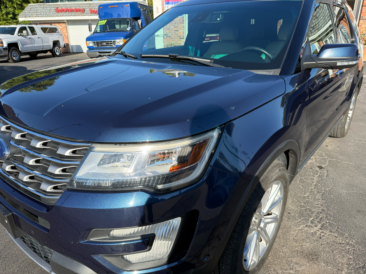 2016 Ford Explorer Limited photo 4
