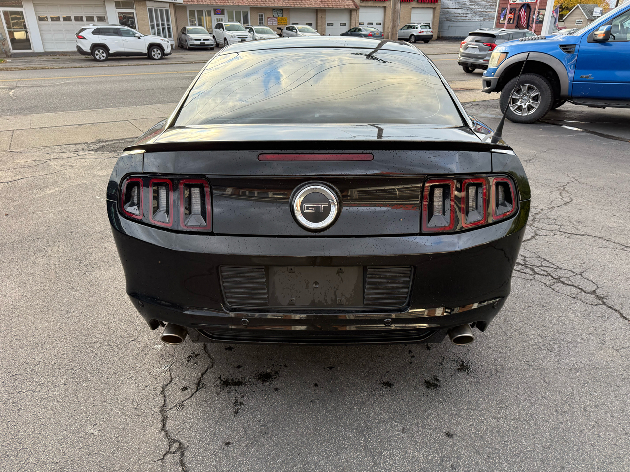 Ford Mustang GT Coupe 2013 Ford Mustang GT Coupe 2013