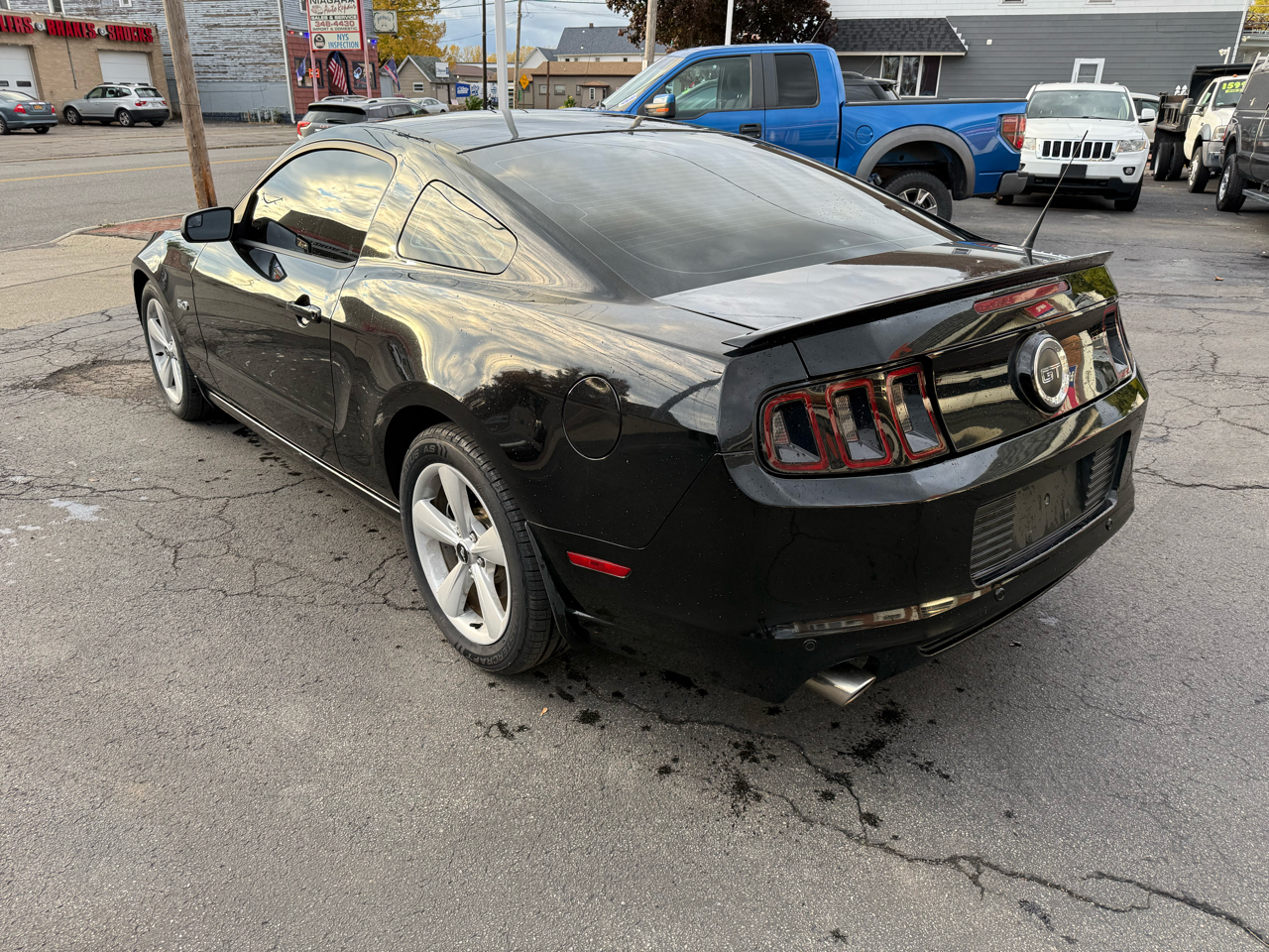 Ford Mustang GT Coupe 2013 Ford Mustang GT Coupe 2013