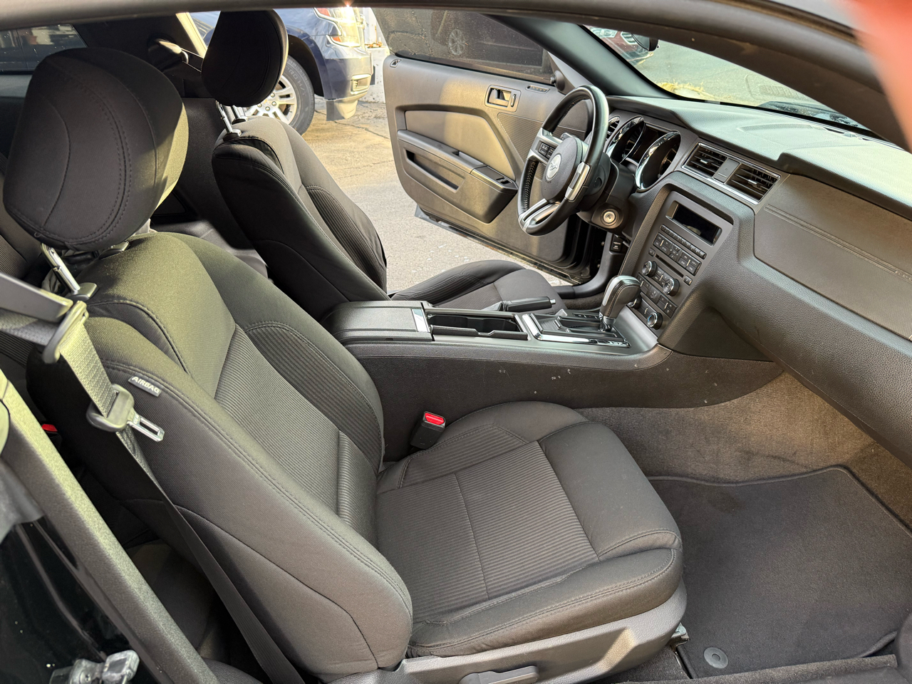 Ford Mustang GT Coupe 2013 Ford Mustang GT Coupe 2013