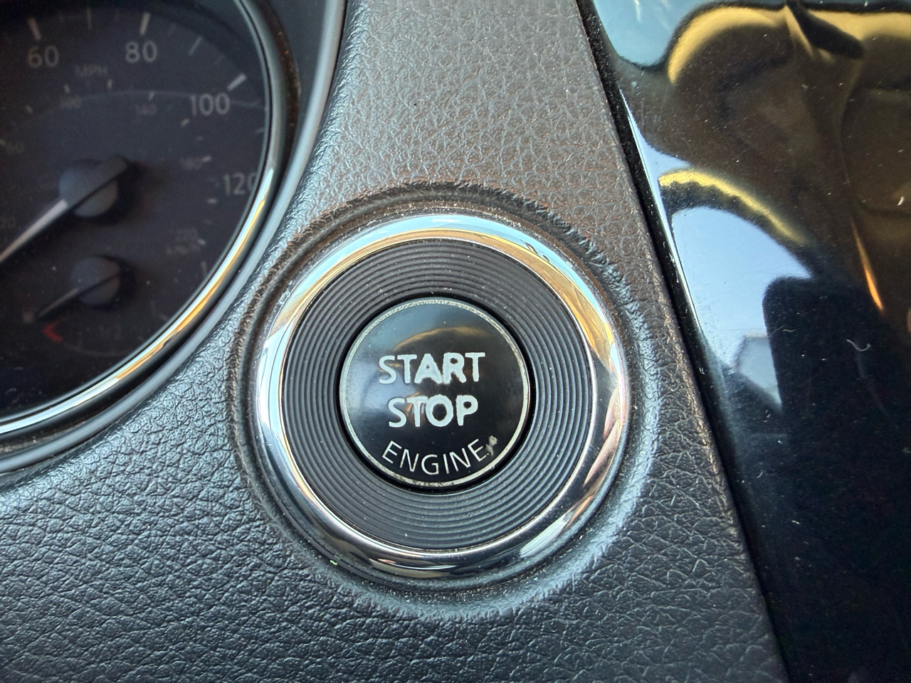 Nissan Rogue SV AWD 2015 Nissan Rogue SV AWD 2015