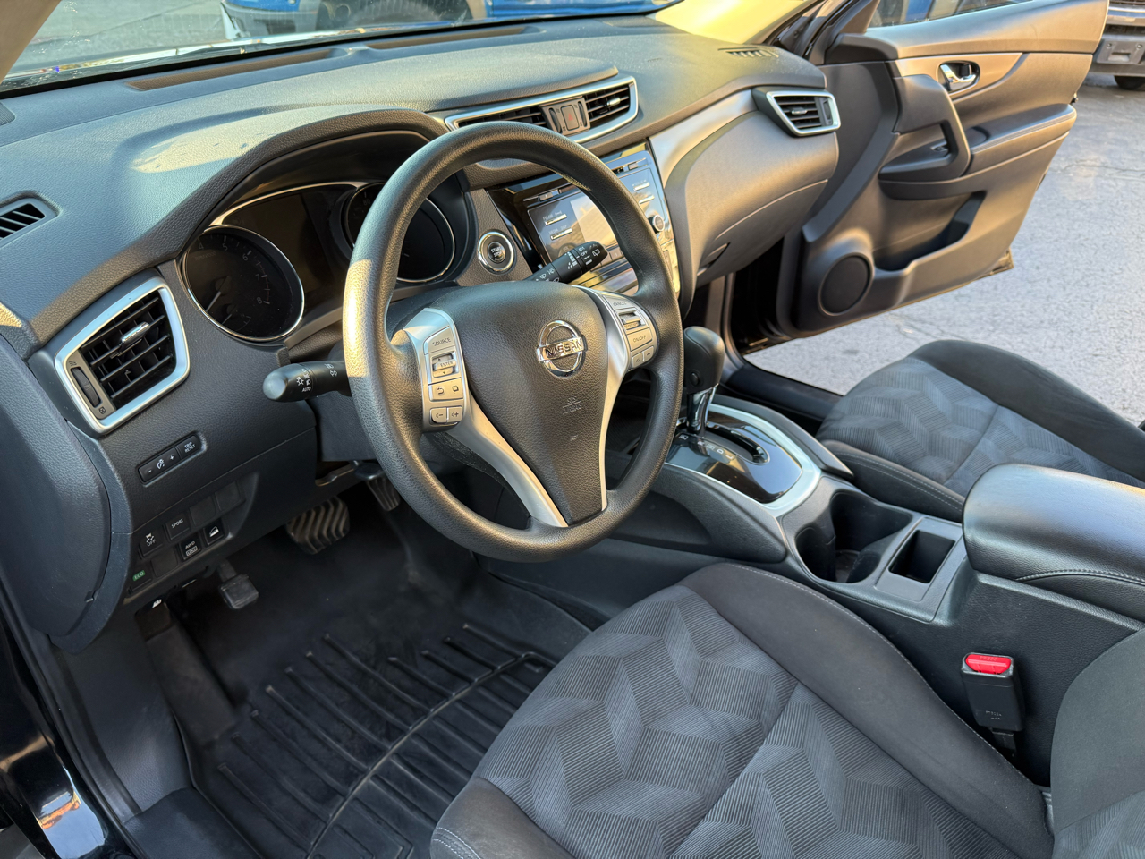 Nissan Rogue SV AWD 2015 Nissan Rogue SV AWD 2015