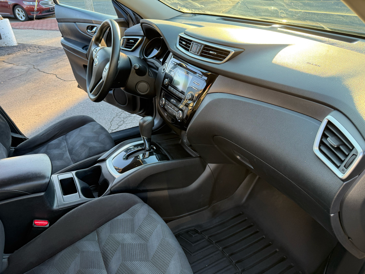 Nissan Rogue SV AWD 2015 Nissan Rogue SV AWD 2015