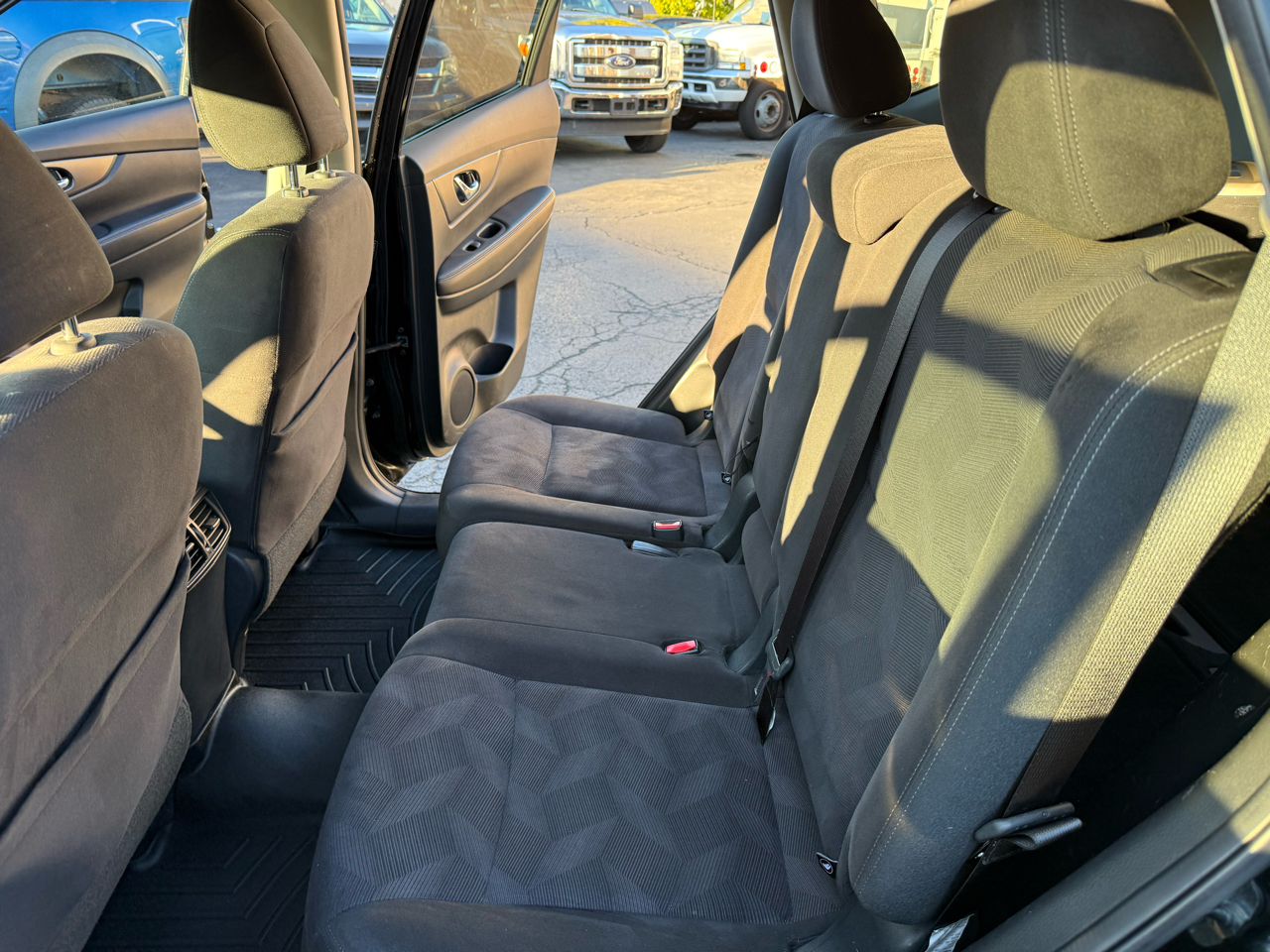 Nissan Rogue SV AWD 2015 Nissan Rogue SV AWD 2015