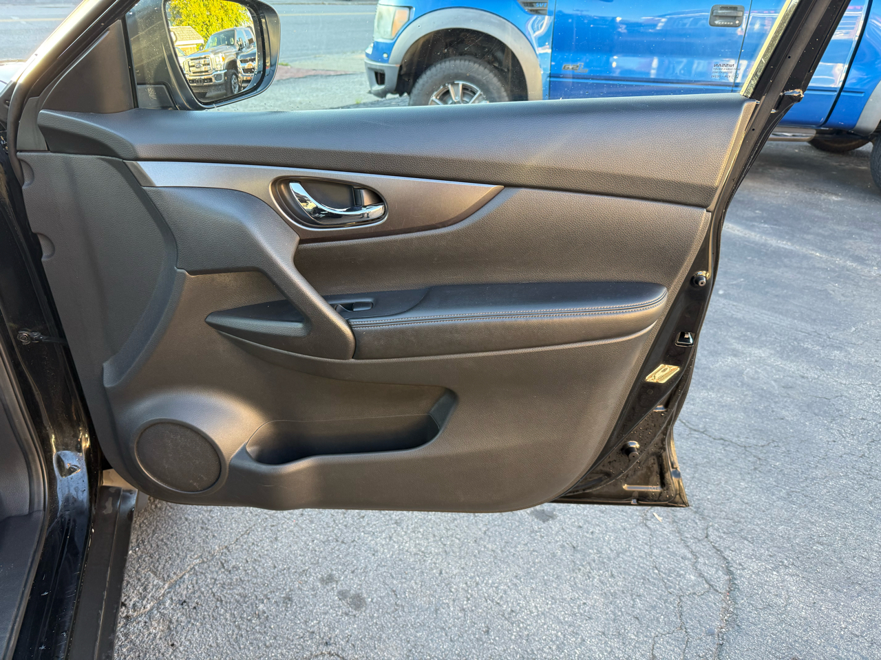 Nissan Rogue SV AWD 2015 Nissan Rogue SV AWD 2015