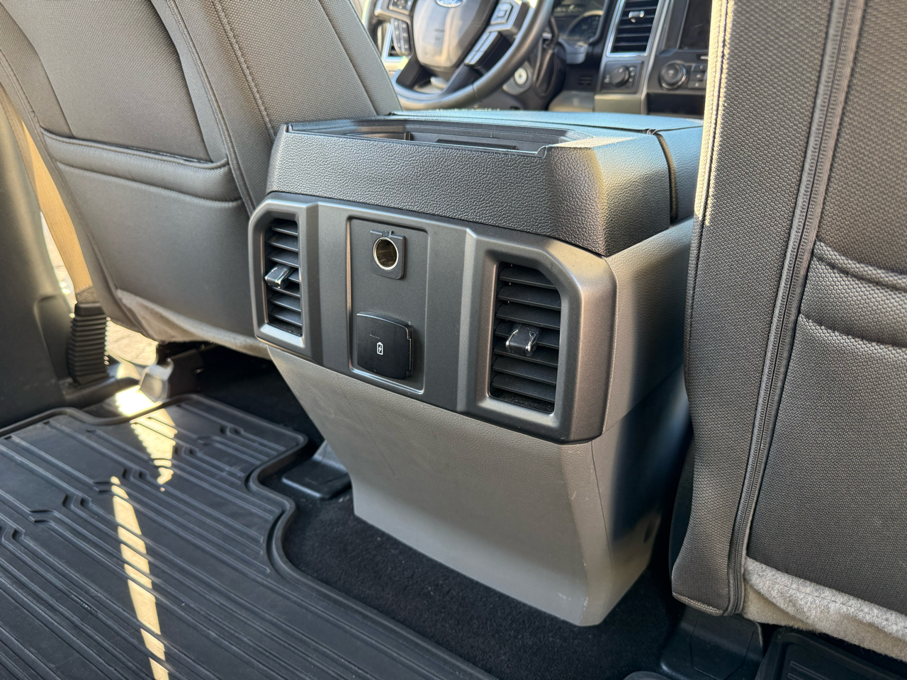 Ford F-150 4WD SuperCrew 157" FX4 2019 Ford F-150 4WD SuperCrew 157" FX4 2019