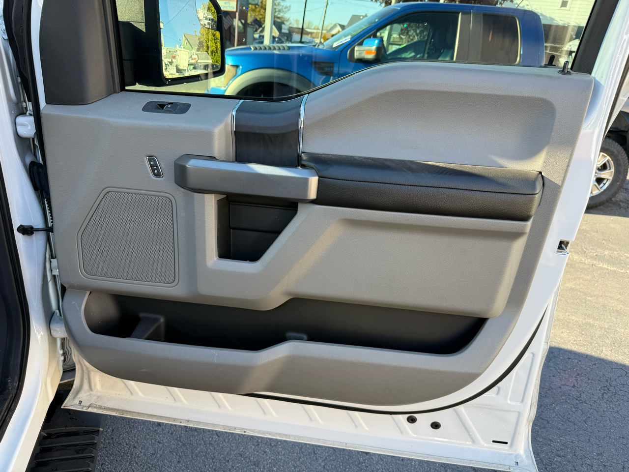 Ford F-150 4WD SuperCrew 157" FX4 2019 Ford F-150 4WD SuperCrew 157" FX4 2019