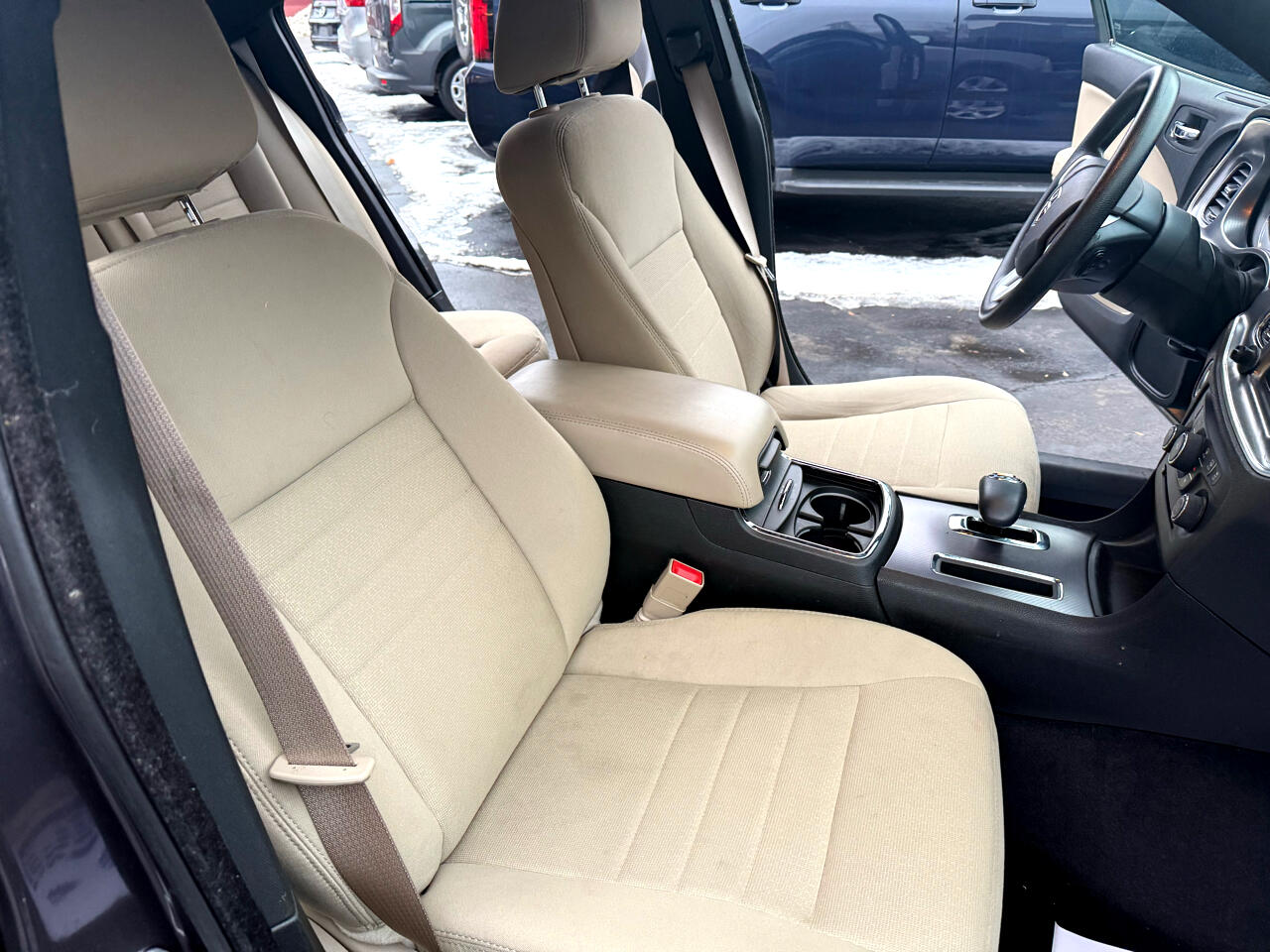 Dodge Charger SE 2014