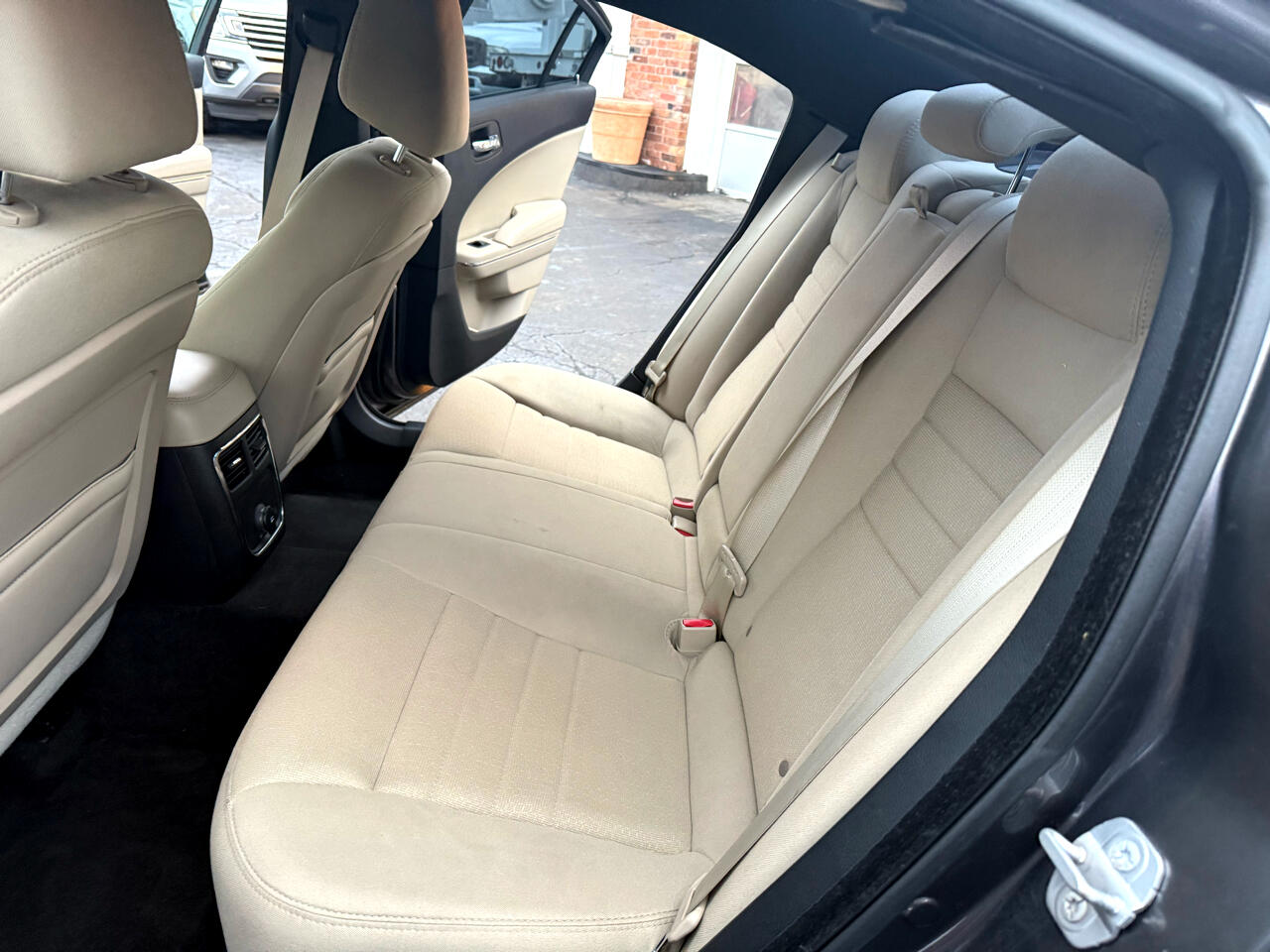 Dodge Charger SE 2014