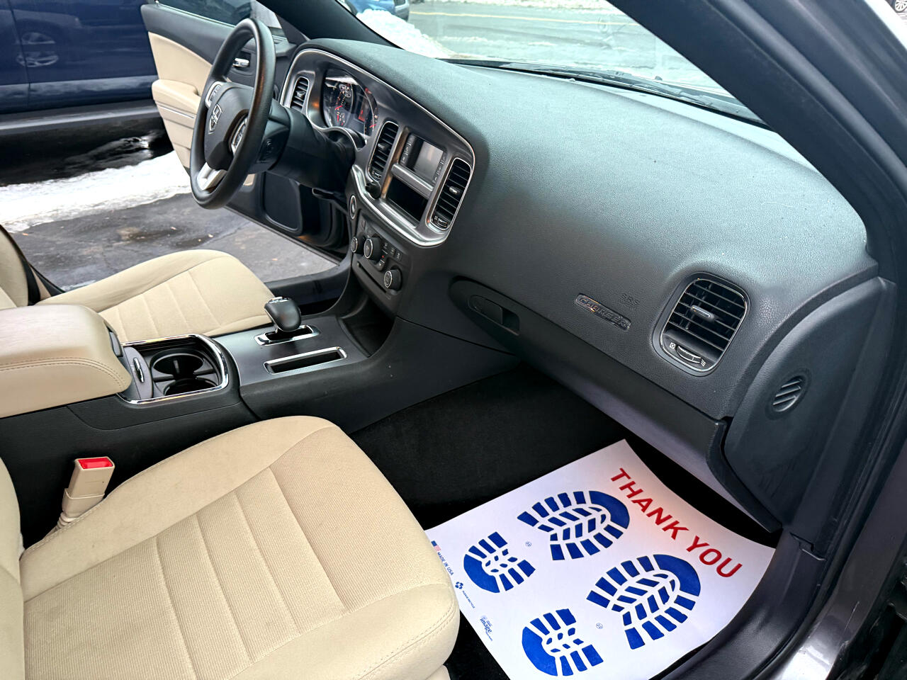 Dodge Charger SE 2014