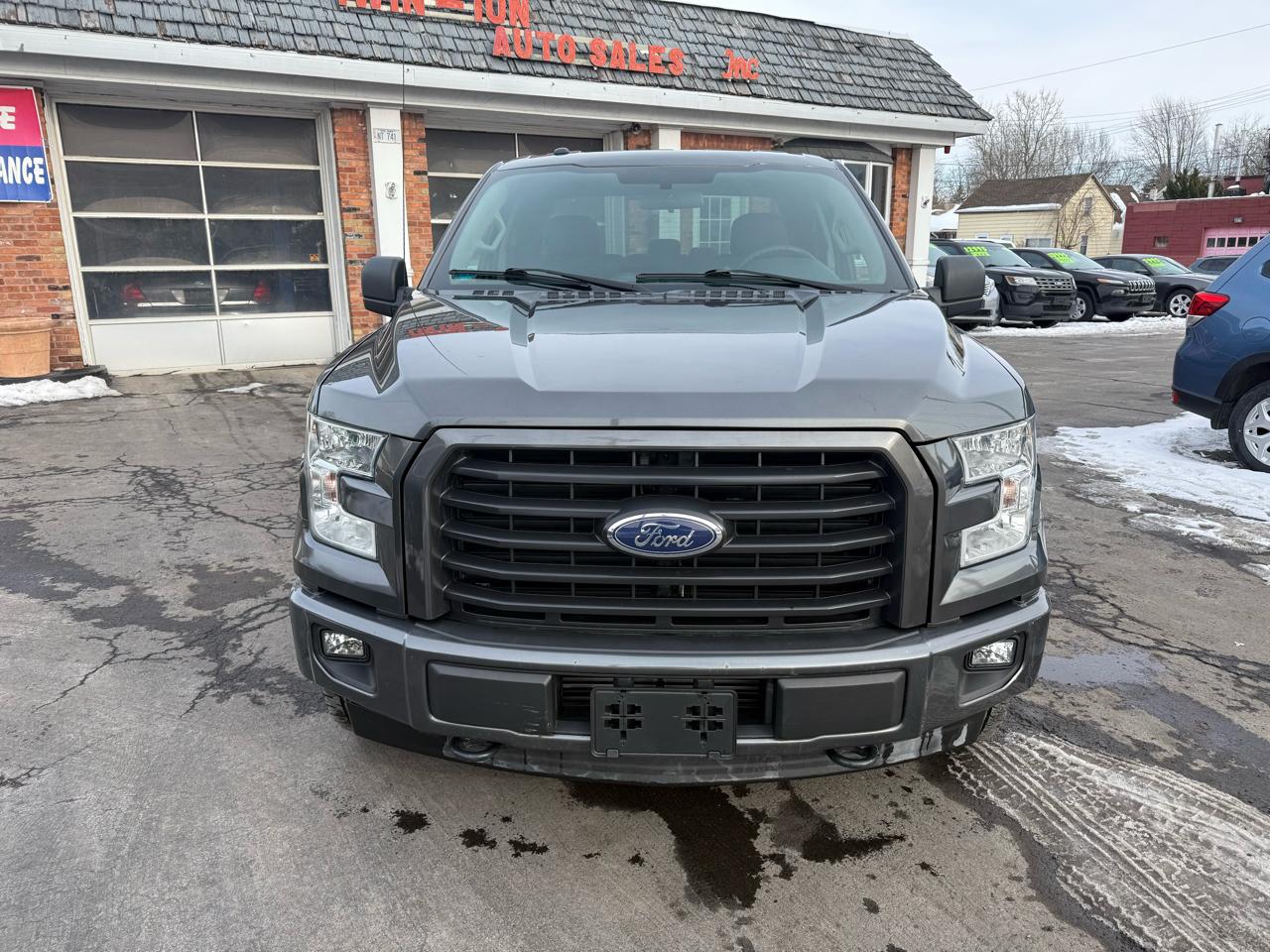 Ford F-150 4WD SuperCab 145" XL 2017