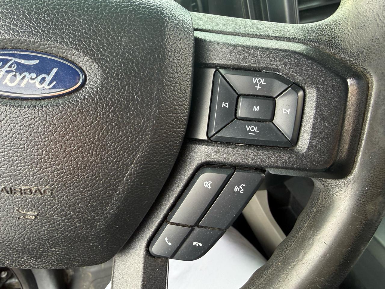 Ford F-150 4WD SuperCab 145" XL 2017