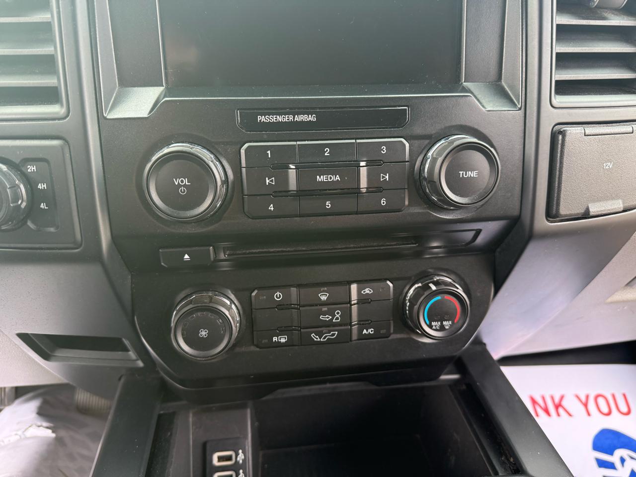 Ford F-150 4WD SuperCab 145" XL 2017