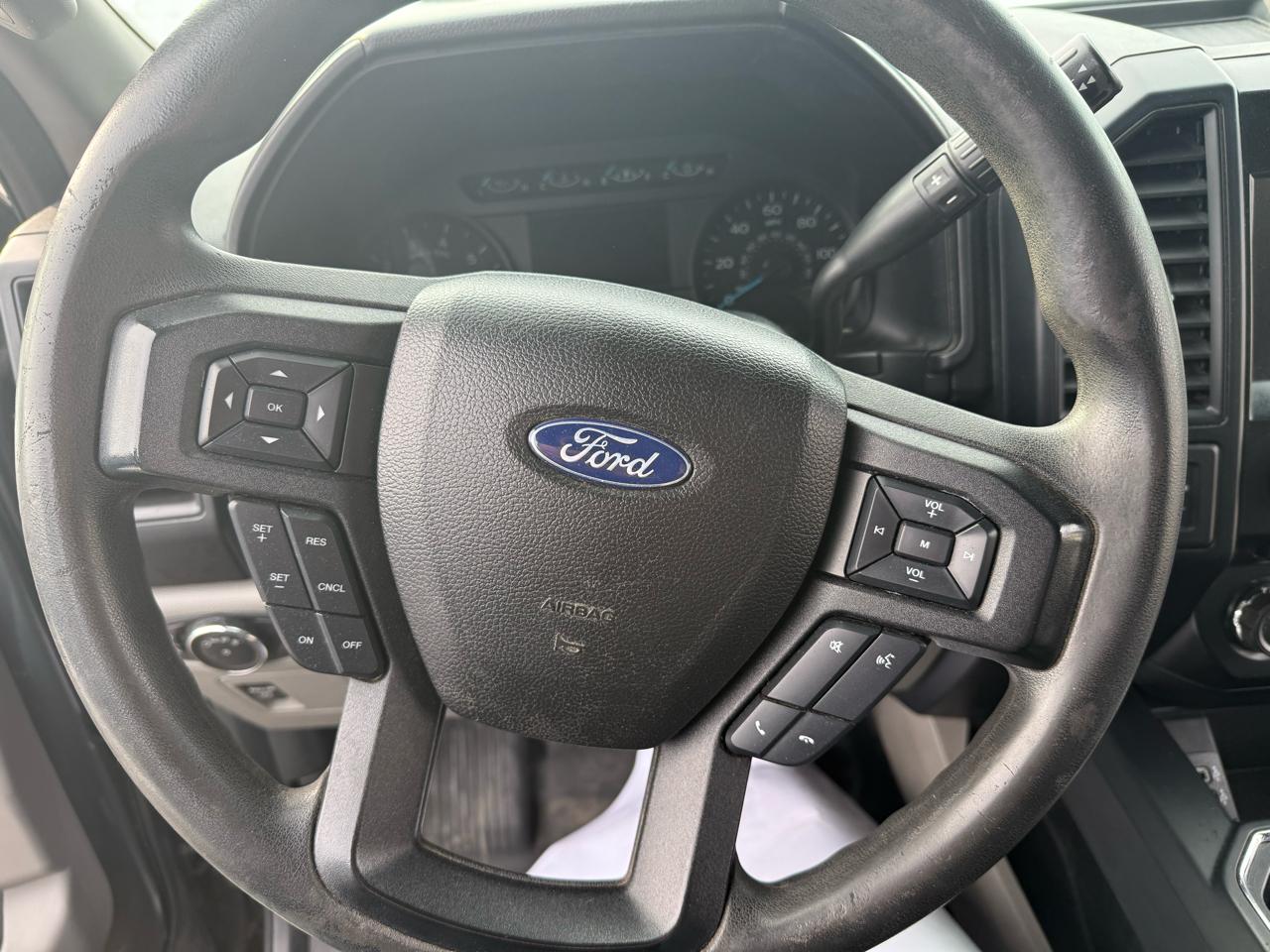 Ford F-150 4WD SuperCab 145" XL 2017