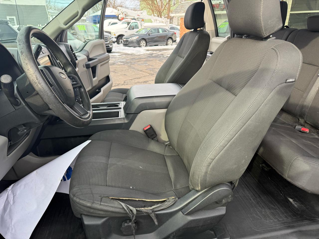 Ford F-150 4WD SuperCab 145" XL 2017