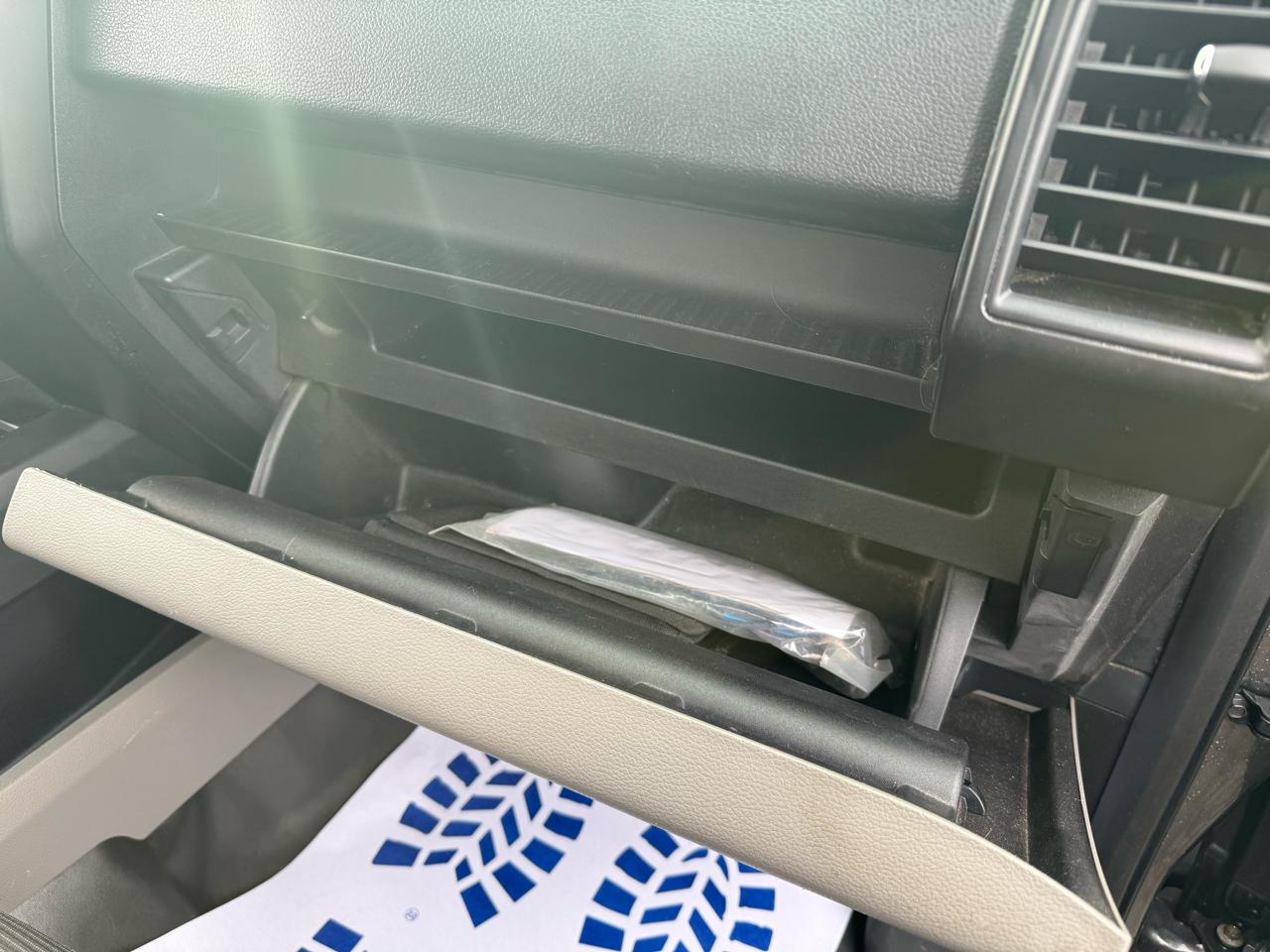 Ford F-150 4WD SuperCab 145" XL 2017