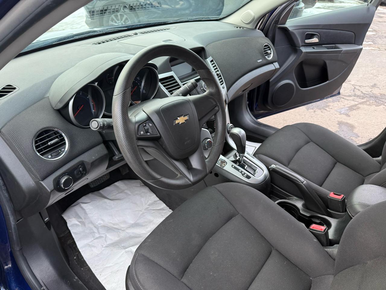 Chevrolet Cruze 1FL 2012