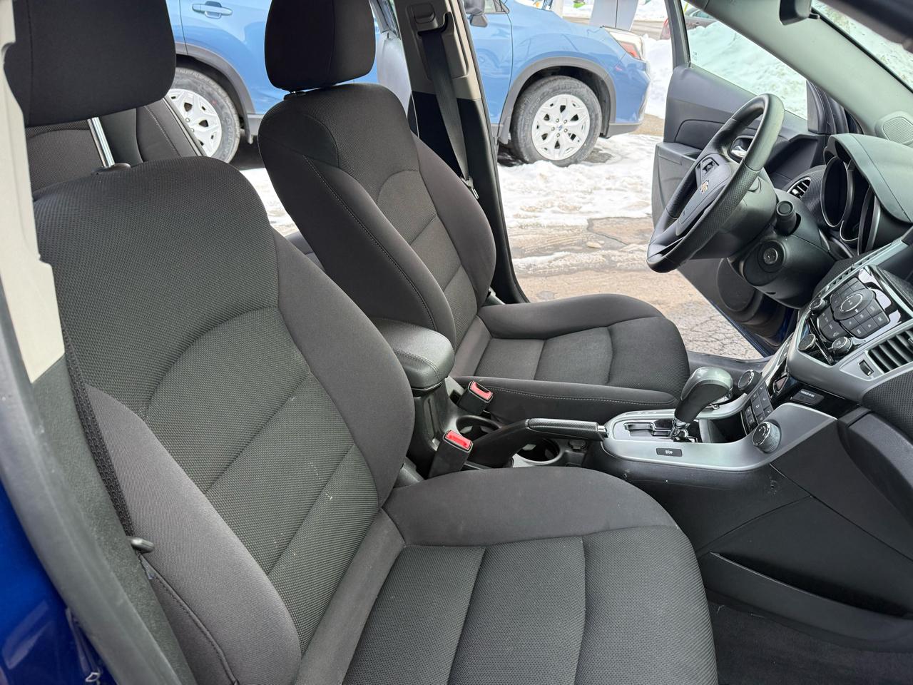 Chevrolet Cruze 1FL 2012