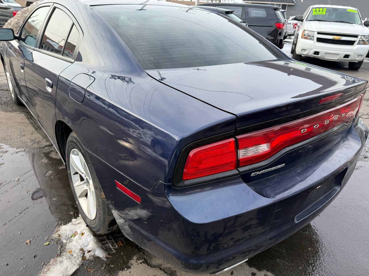 Dodge Charger SE 2014