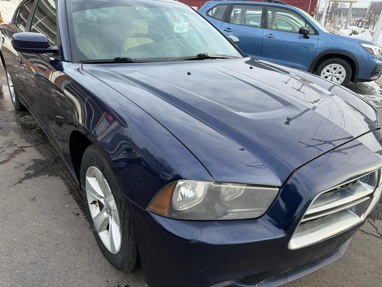 Dodge Charger SE 2014