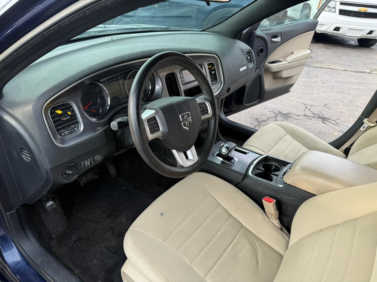 Dodge Charger SE 2014