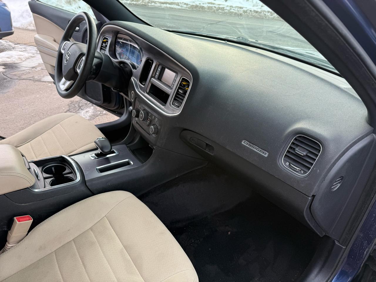 Dodge Charger SE 2014