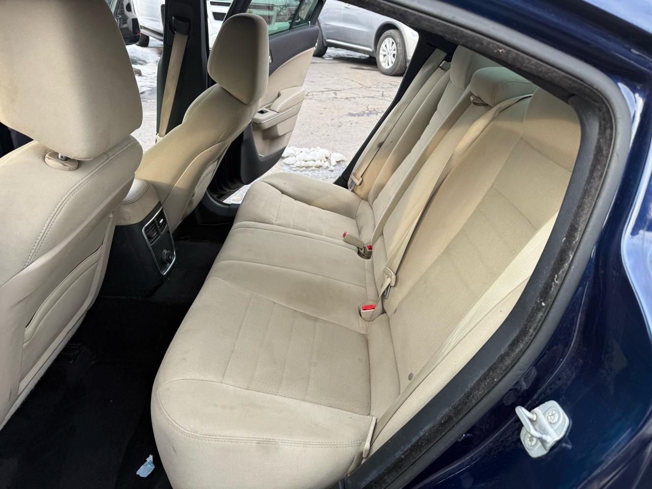 Dodge Charger SE 2014