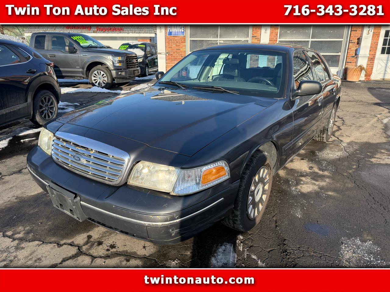 Ford Crown Victoria 4dr Sdn 2005