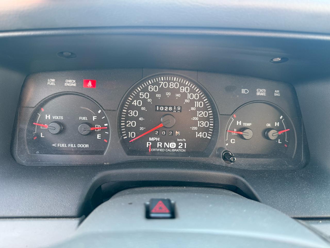 Ford Crown Victoria 4dr Sdn 2005