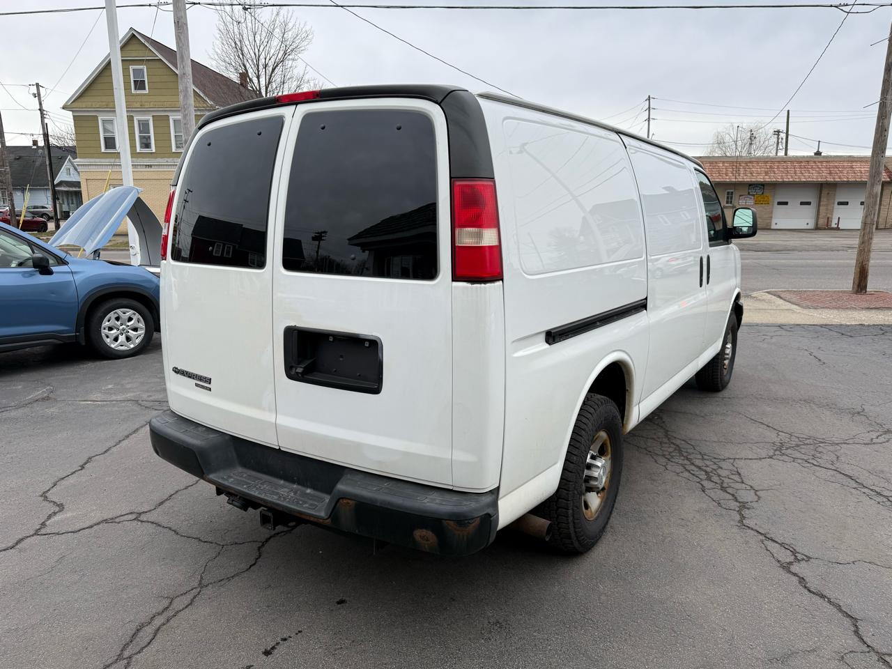 Chevrolet Express 2500 Cargo FFV 2015