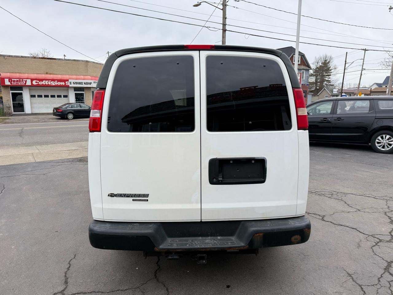 Chevrolet Express 2500 Cargo FFV 2015