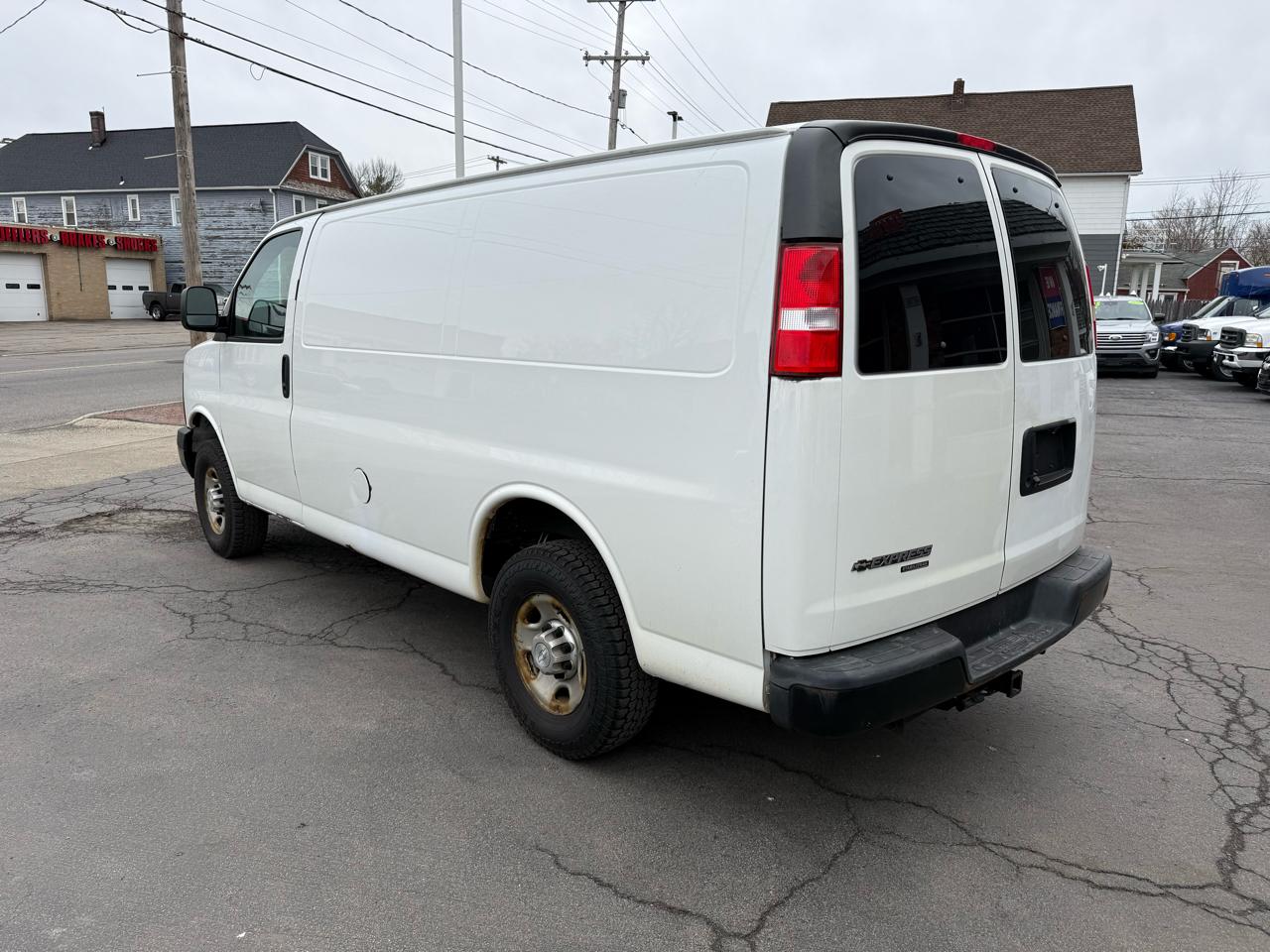 Chevrolet Express 2500 Cargo FFV 2015