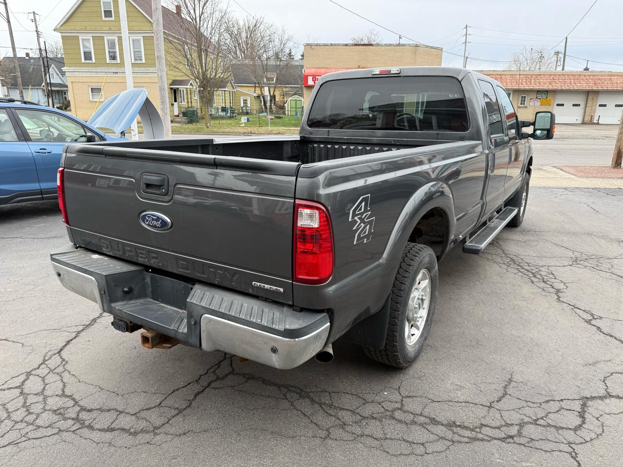 Ford F-250 SD XLT Crew Cab Long Bed 4WD 2015