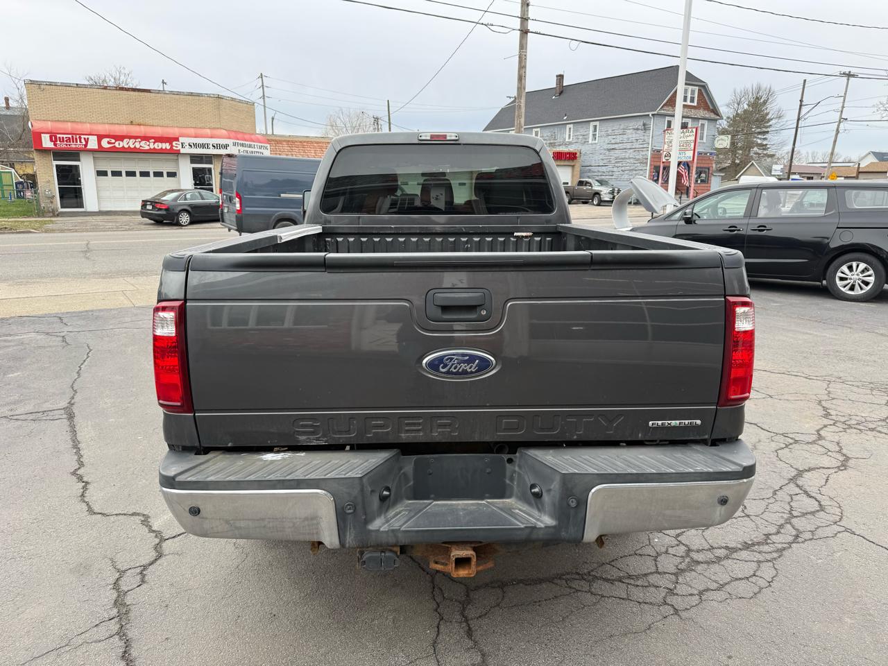 Ford F-250 SD XLT Crew Cab Long Bed 4WD 2015