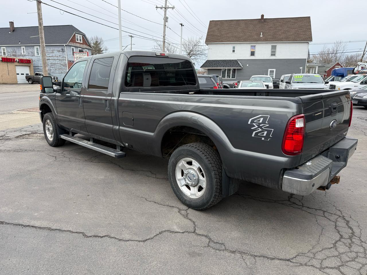 Ford F-250 SD XLT Crew Cab Long Bed 4WD 2015