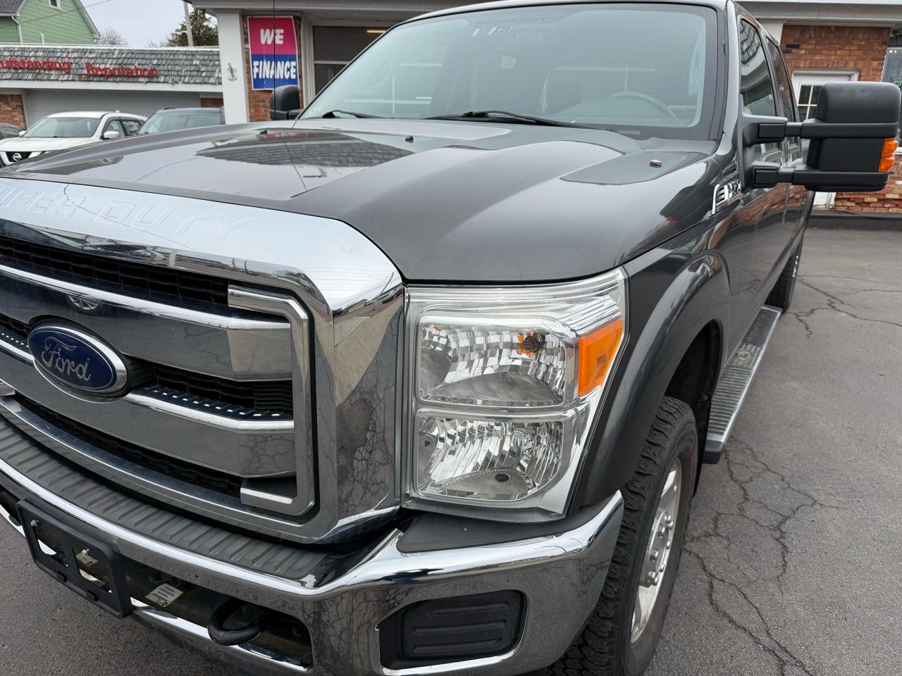 Ford F-250 SD XLT Crew Cab Long Bed 4WD 2015