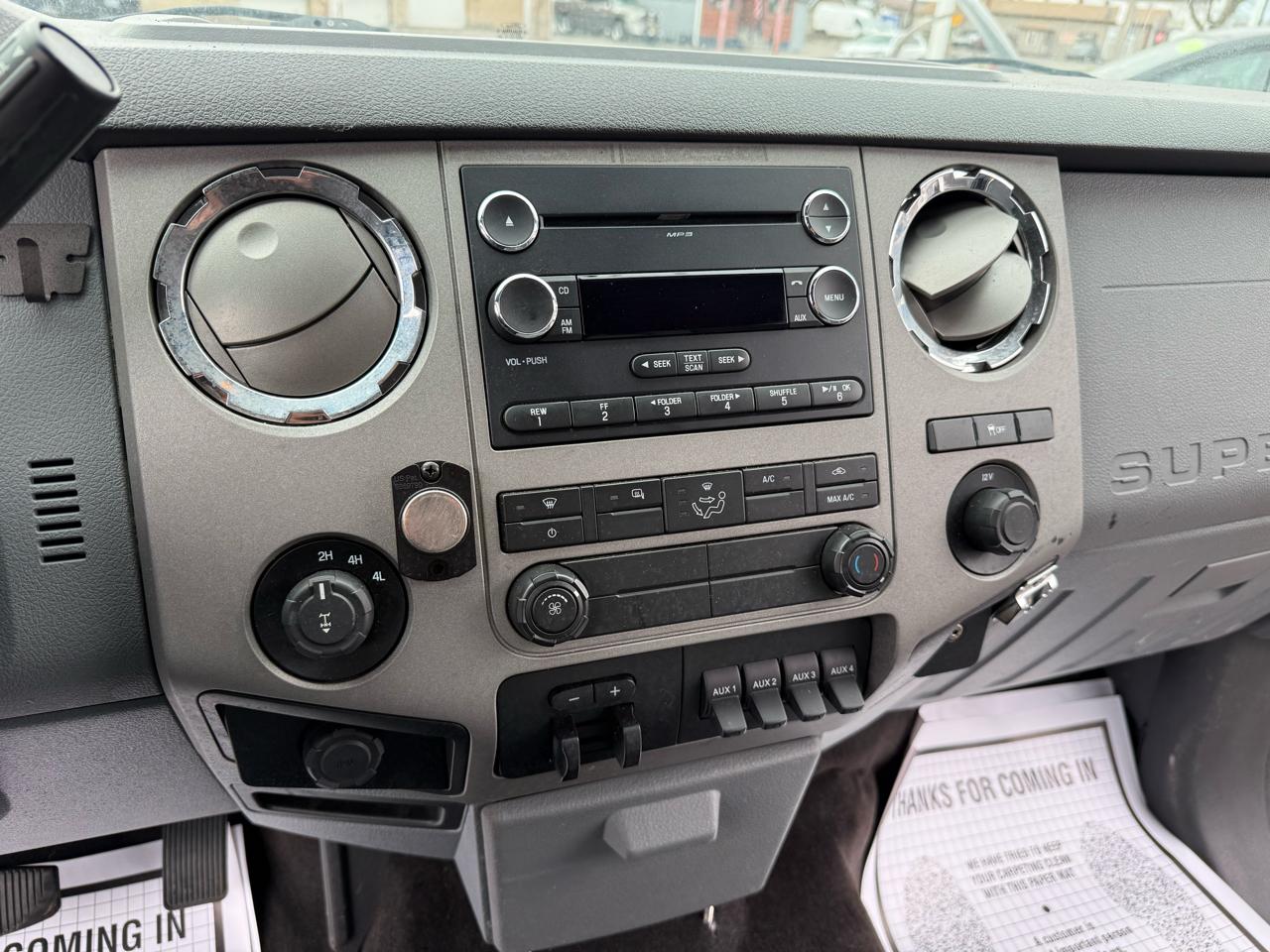 Ford F-250 SD XLT Crew Cab Long Bed 4WD 2015